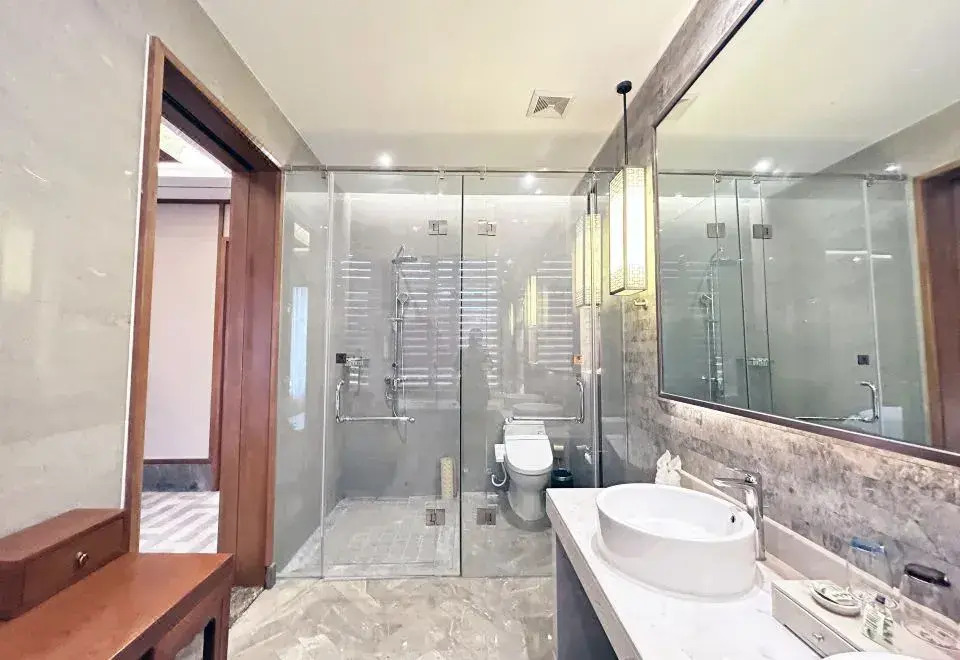 Holiday Inn Wuyuan Huazhong