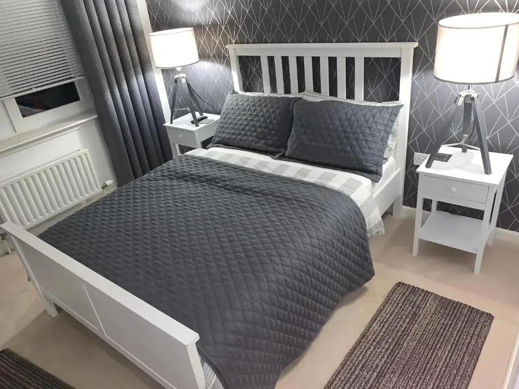 Irvine Harbour Apartment