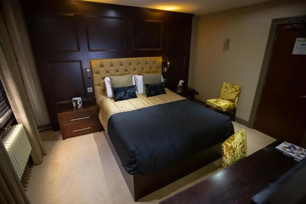 The Crown Hotel Bawtry-Doncaster