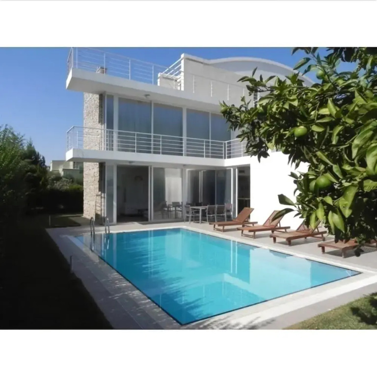 Novron Villa 11