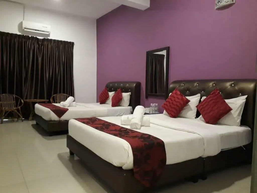 Max Ferringhi Hotel