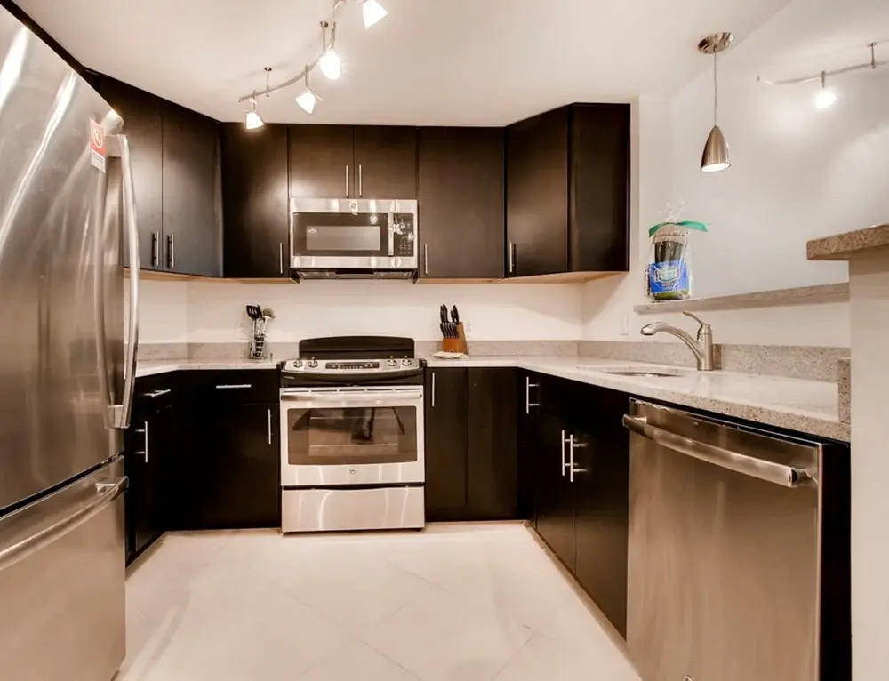 Global Luxury Suites in Emeryville