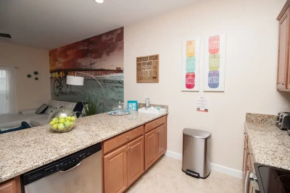 Four Bedroom/3 Bath South Facing Pool/Spa Villa