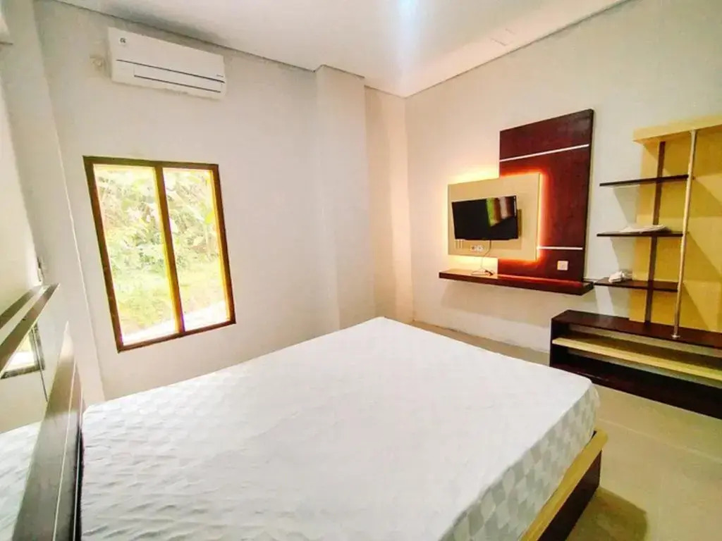 RedDoorz At Artomoro Guest House