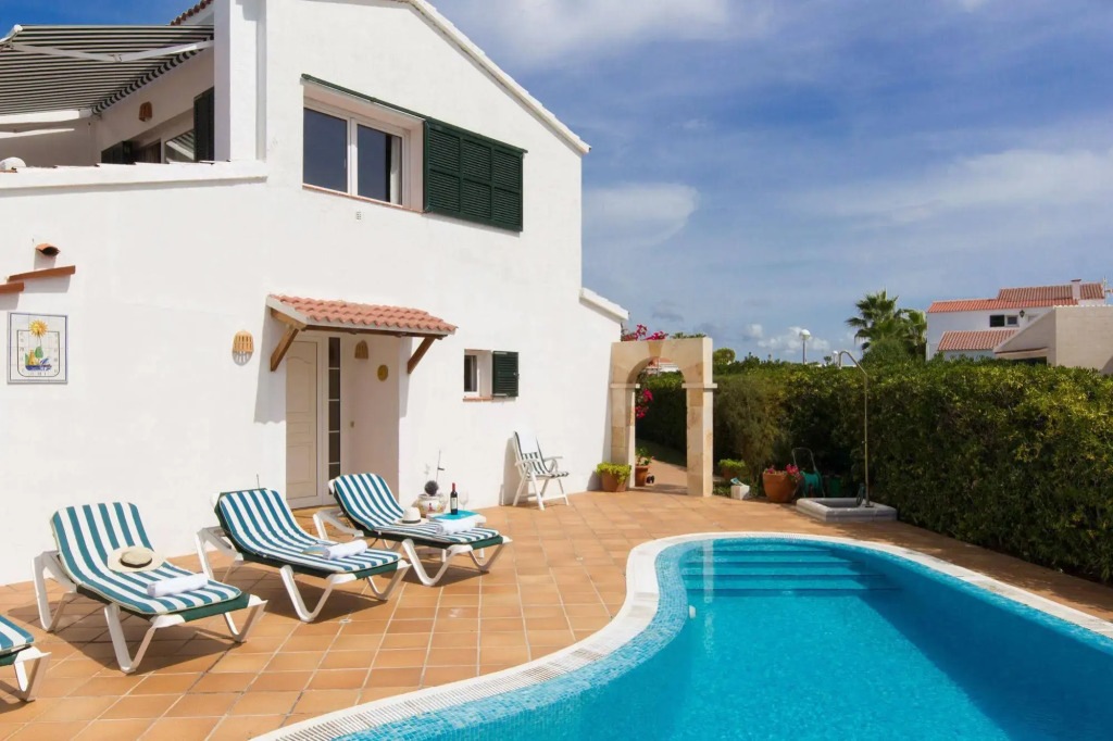 Villa Bellviure by Mauter Villas