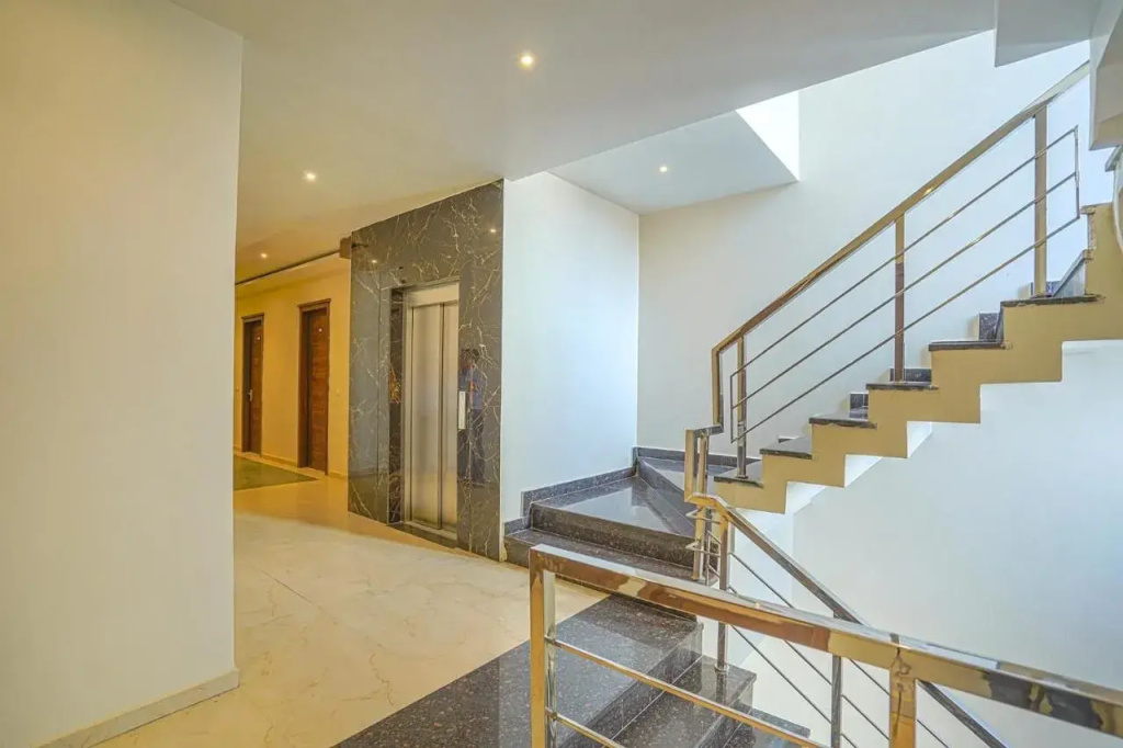 FabHotel Prime Empire
