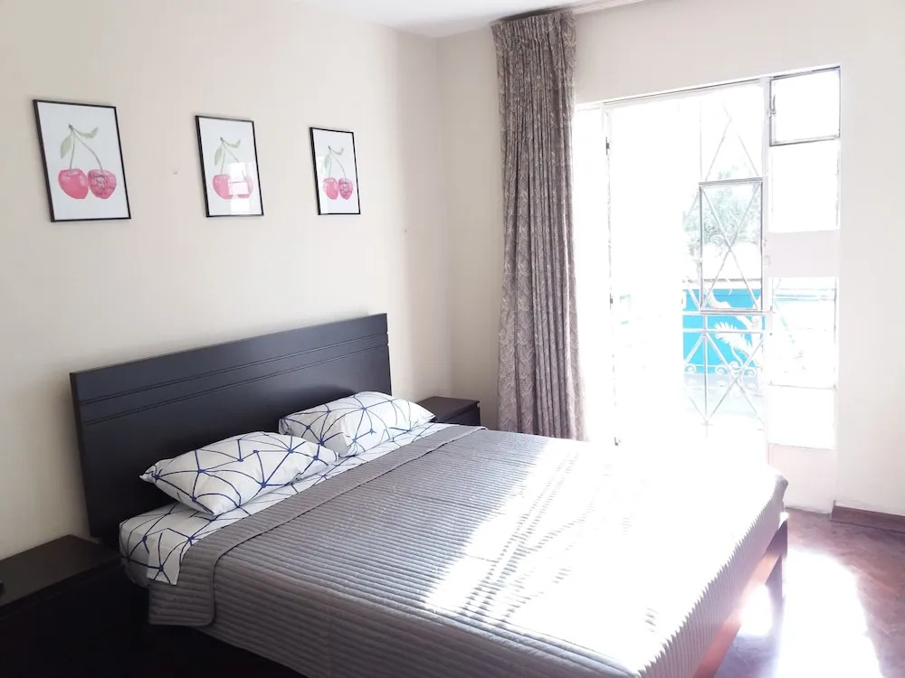 Cozy and Comfortable Home in MIRAFLORES