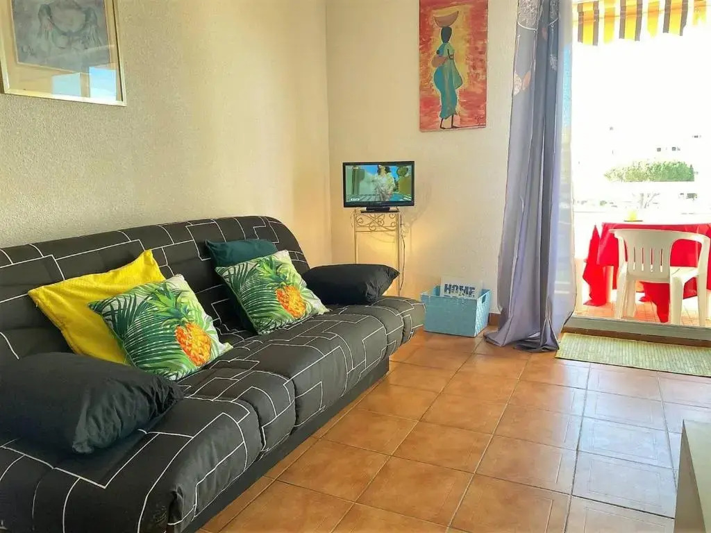 Appartement Le Lavandou, 1 pièce, 4 personnes - FR-1-251-236