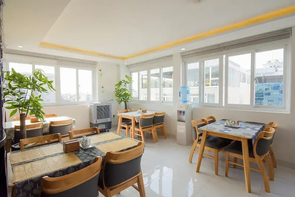 Hera Hotel Airport