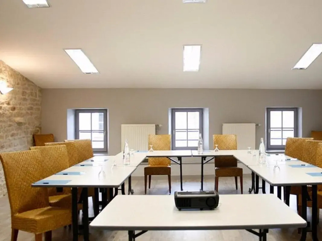 Logis Hostellerie de lAbbaye
