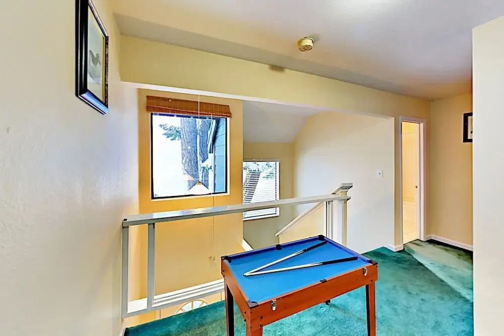 13784 Truckee - 4 Bedroom Home
