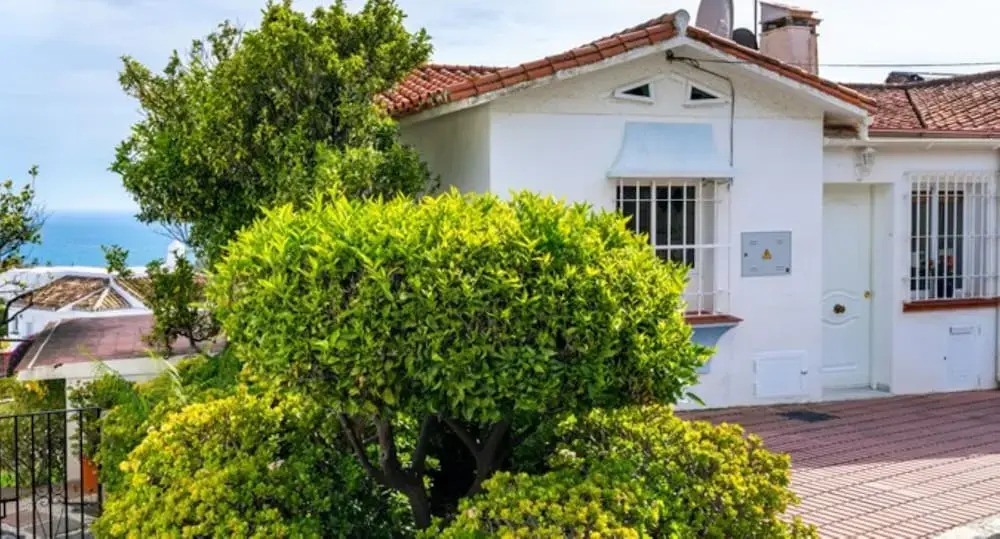 House - 3 Bedrooms with Pool, WiFi and Sea views - 107890