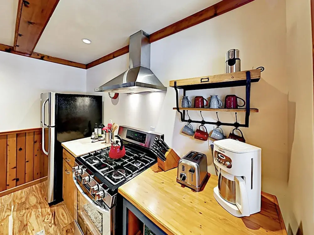 Turquoise - 2 Br Cabin