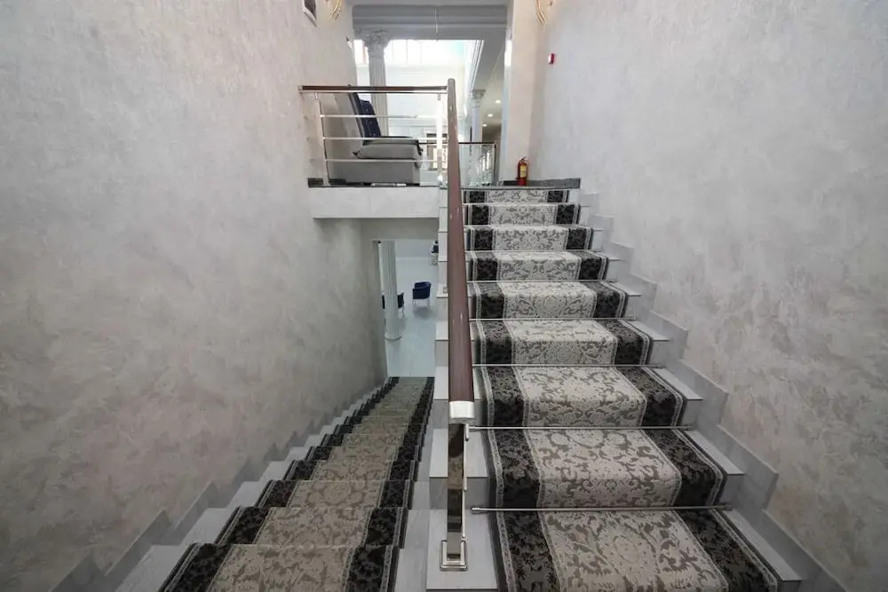 HOTEL GLOBUS