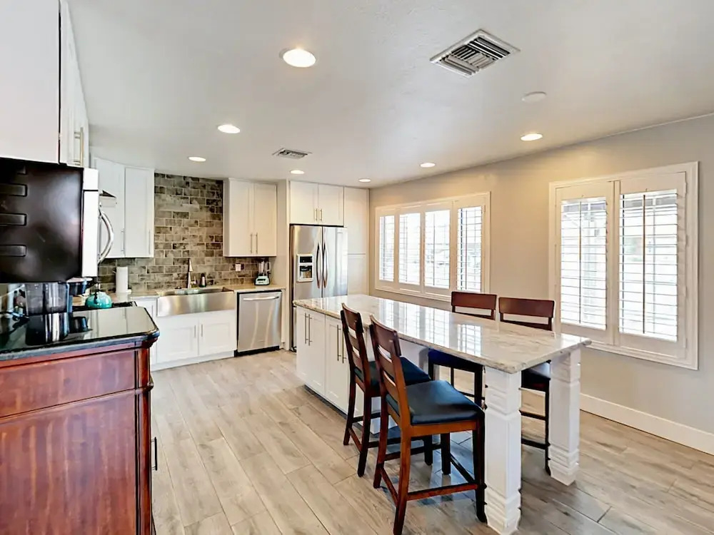 7258 E Wilshire Dr Home