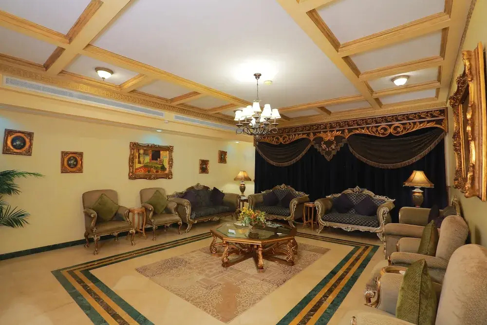 Western Garden Hotel