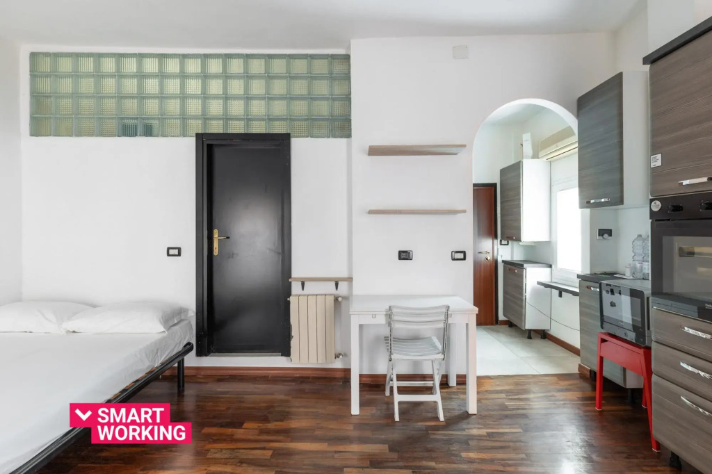 Studio Malcontenti con Terrazzo by Wonderful Italy