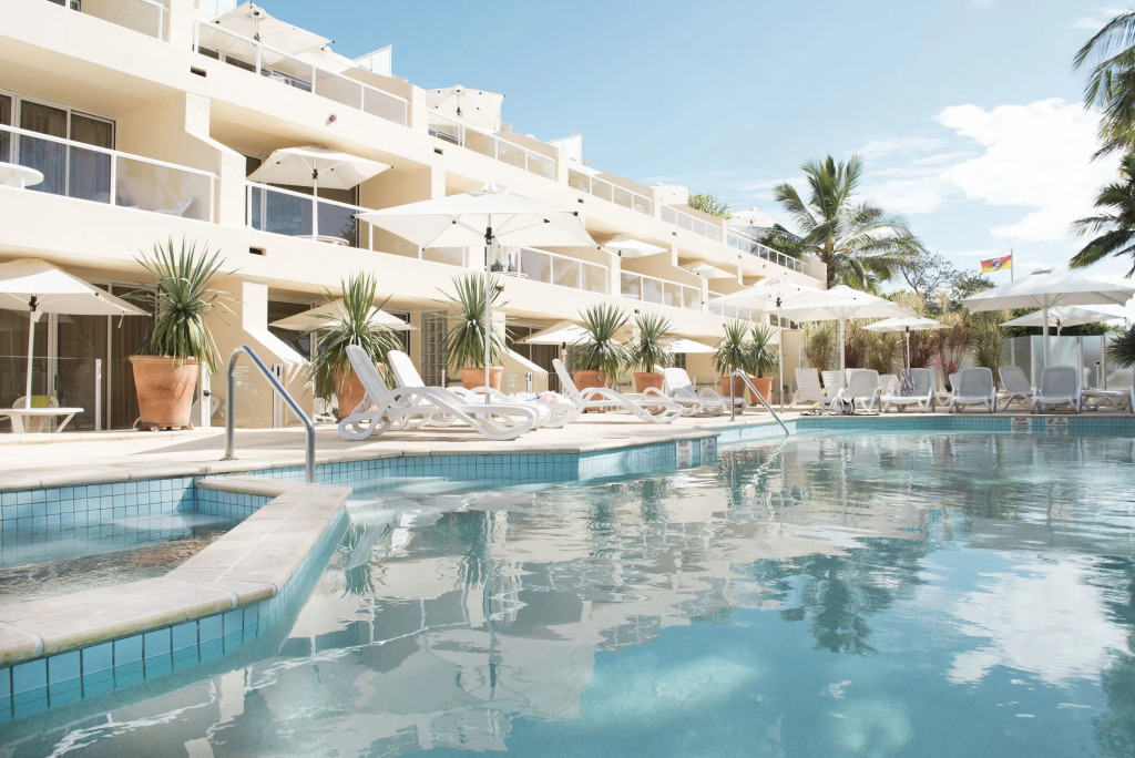 Netanya Noosa Beachfront Resort