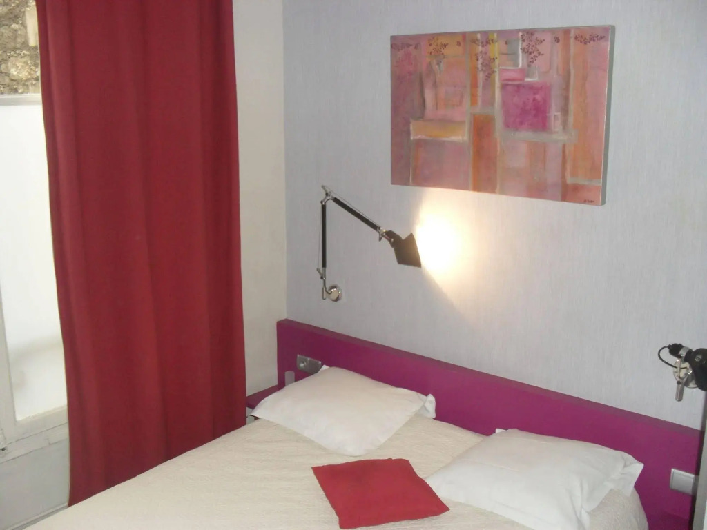 Hôtel Latino Reims Centre