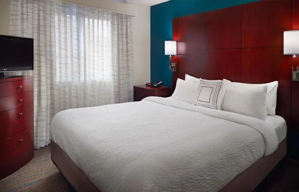 Embassy Suites By Hilton Atlanta Airport North