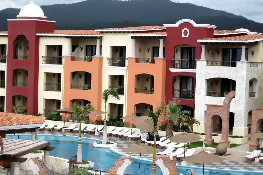 Great 1 BR Hacienda Encantada
