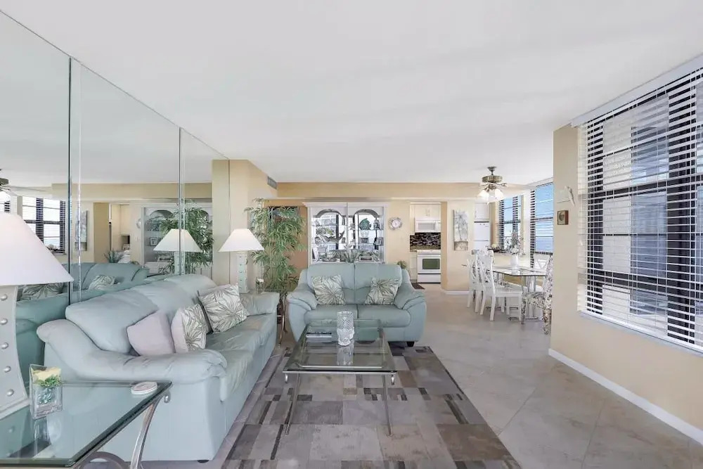 South Seas Tower 3-1512