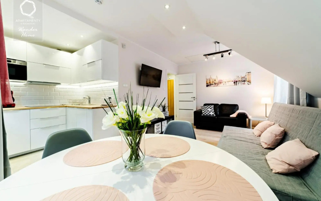 Wonder Home - Apartamenty z balkonami Leśny Dom II - w cichej i zielonej części Karpacza