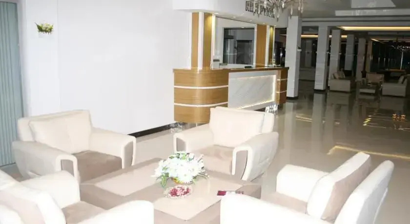 Elmali Hotel