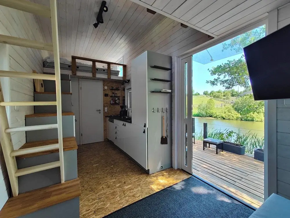 TinyHousebeiDresden – klein, aber fein, beste Lage mit großer Terrasse direkt am Naturteich - Nähe Sächsische Schweiz
