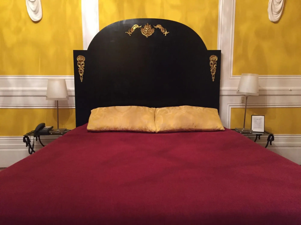 Hotel Windsor Home