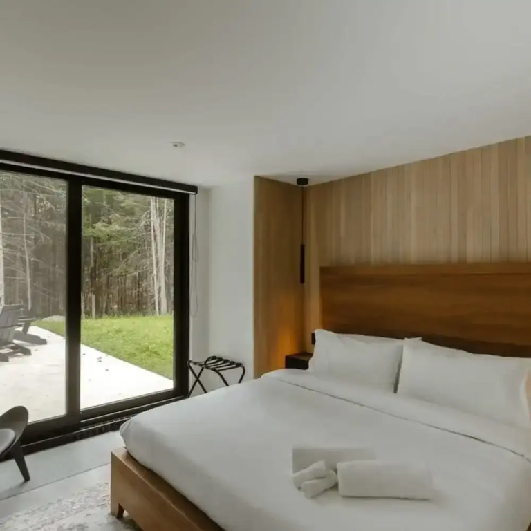Naro Cabin in Laurentides