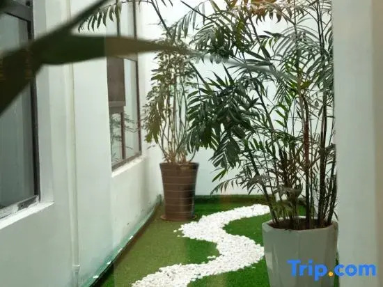 Taifeng Smart Holiday Inn (Leather City Ancient City)