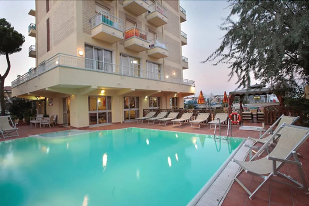 Hotel David