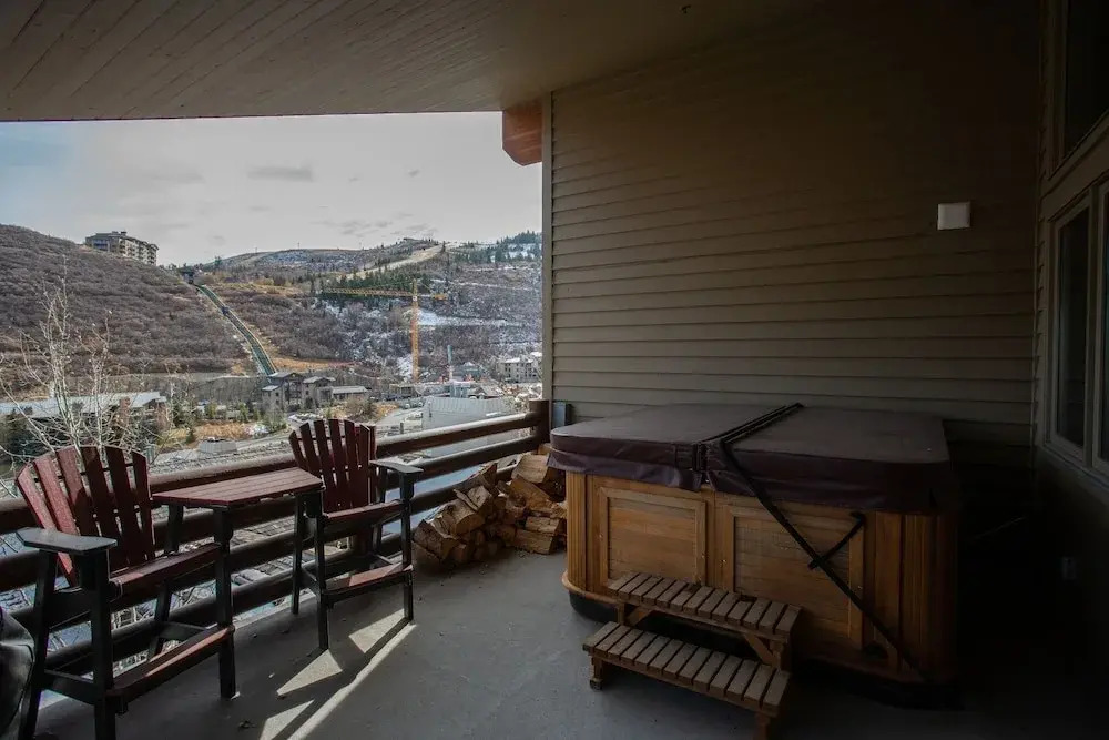 Trail's End Lodge at Deer Valley Resort - Three Bedroom Residence with Spa #506 3 Condo