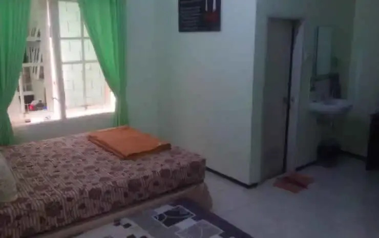 Villa Keluarga "Pondok Daun"