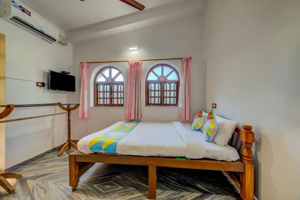 OYO 19738 Home Divine Studios Mandrem