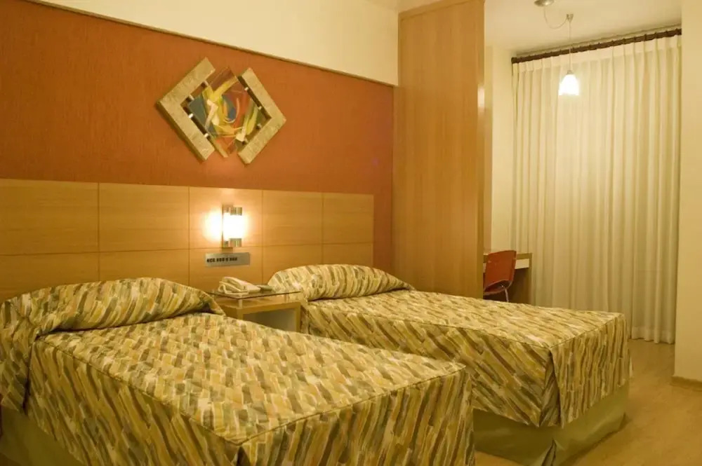 Líber Hotel Nova Serrana - Conforto na Rota da BR-262