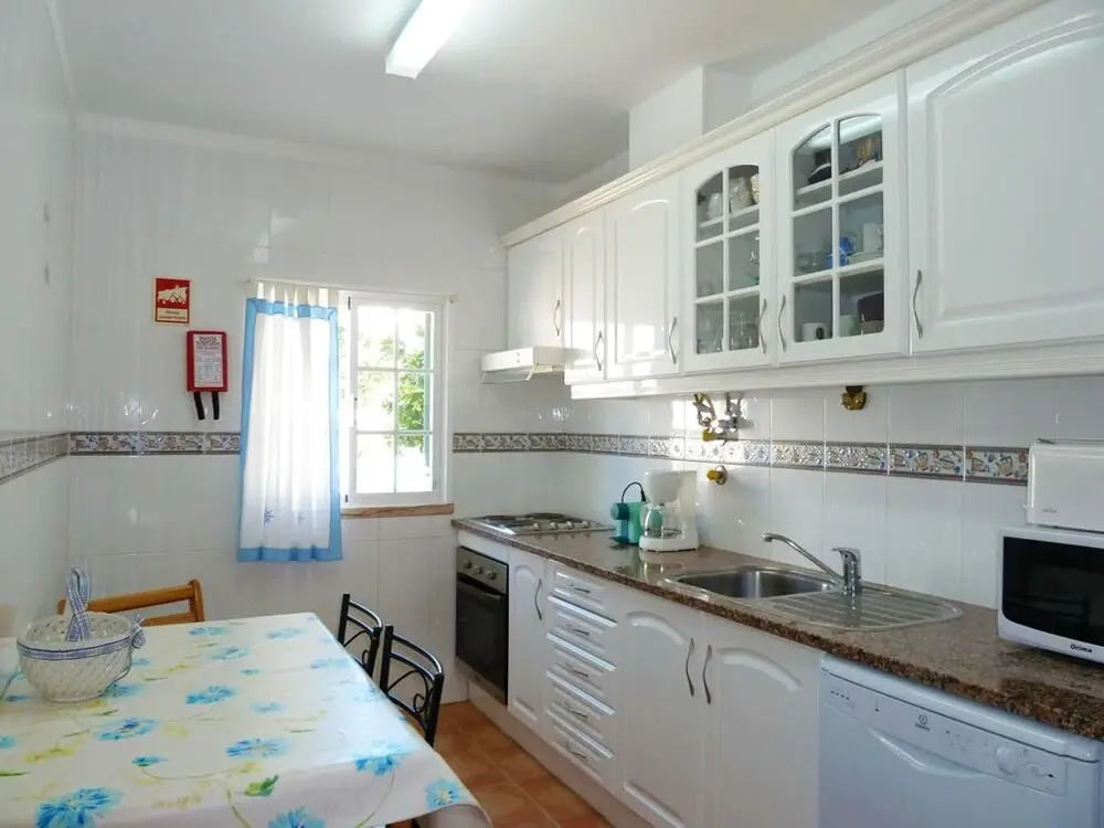 House With 2 Bedrooms in Vila Nova de Cacela, With Enclosed Garden and Wifi Near the Beach