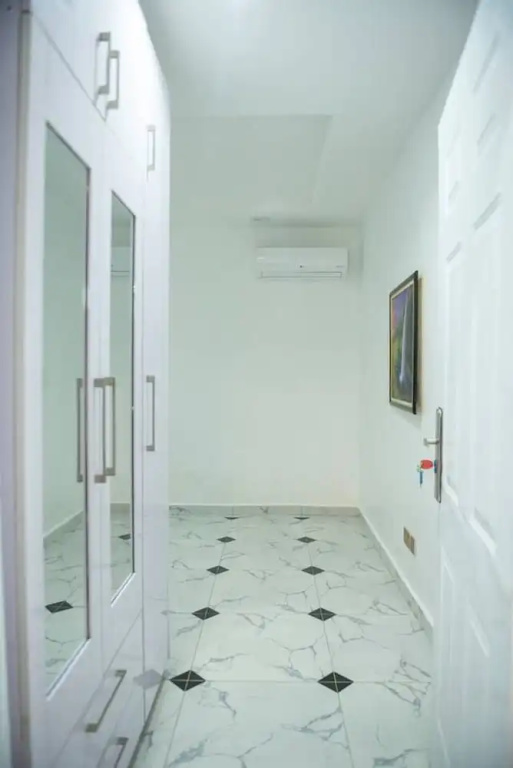 Lovely One-bed Apartment Located in Abuja