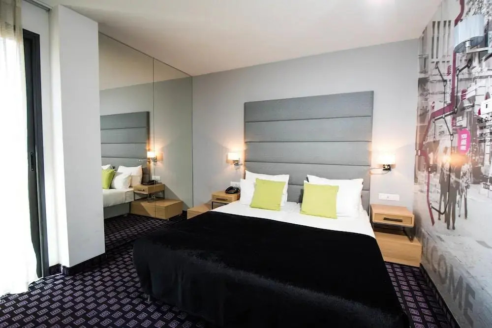 Eyal Hotel