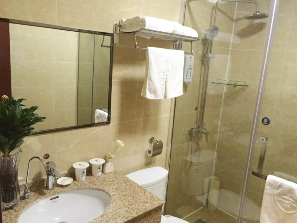 GreenTree Inn Suqian Sihong Passenger Station Zhongyuan Logistics District Hotel