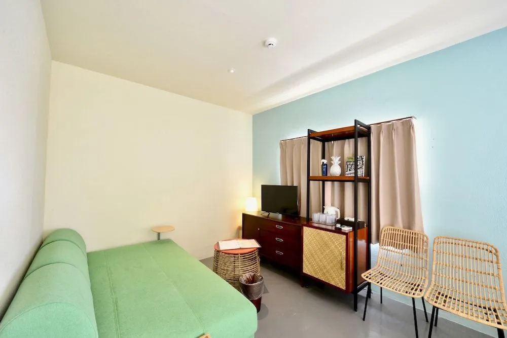 Adan hotel
