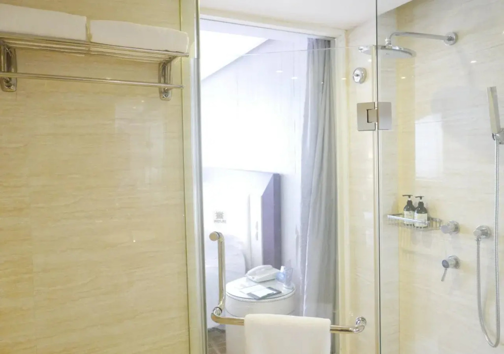 Rhea Boutique Hotel-Railway Station