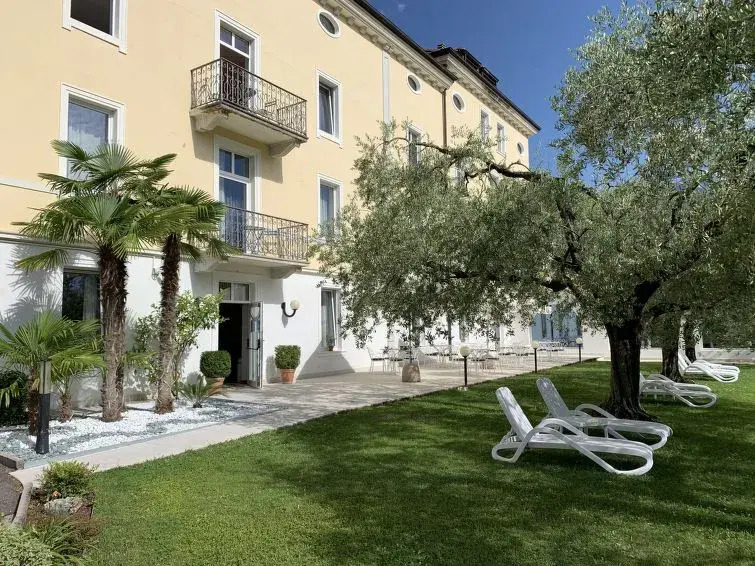 Aparthotel Englovacanze