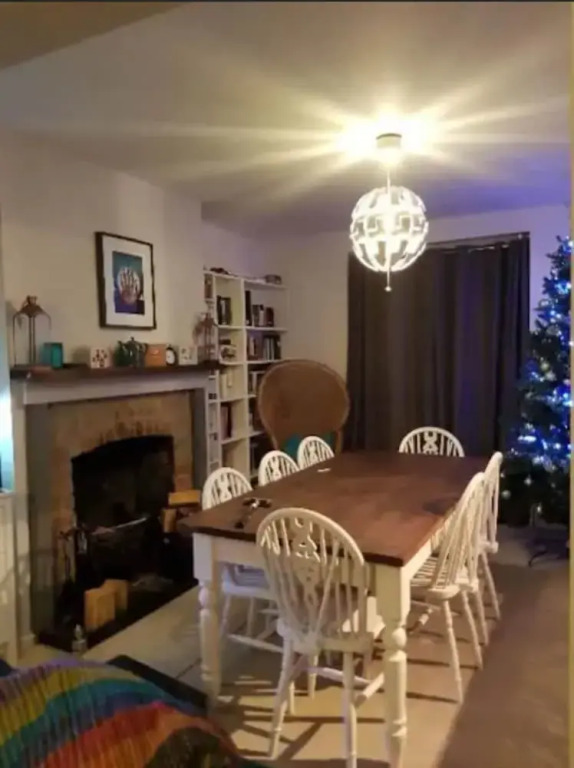 Cosy 2 Bedroom House in South Bristol