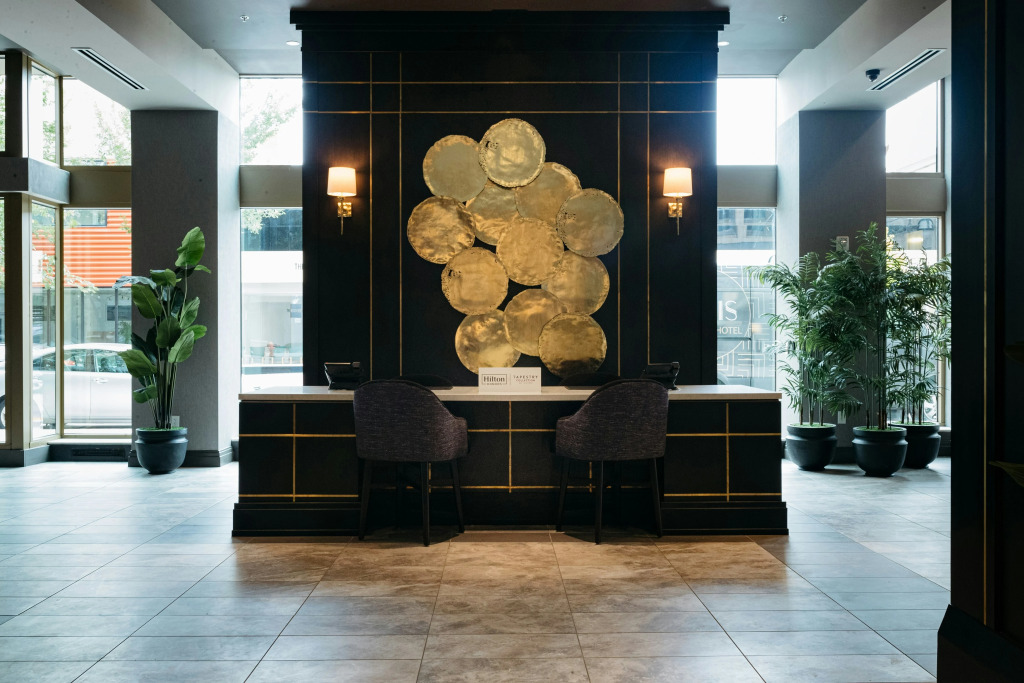 The Axis Moline Hotel, Tapestry Collection By Hilton