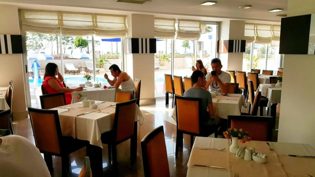 Blue Garden Hotel