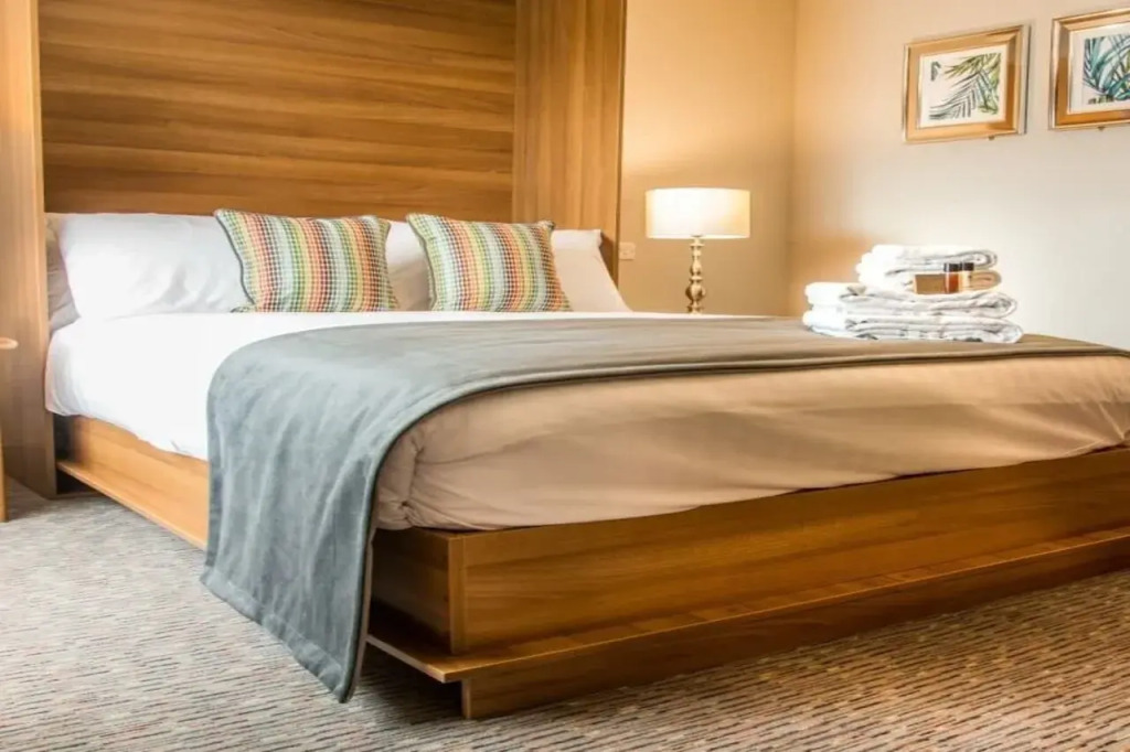 Longcourt House Hotel