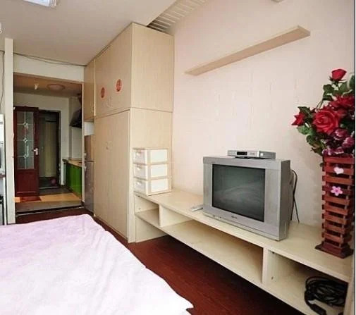 Kangqiao Hotel