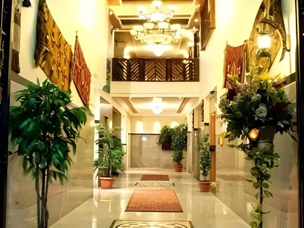 Jardaneh Hotel